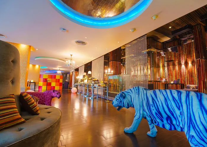 Night - Asoke Sukhumvit 15 Бангкок
