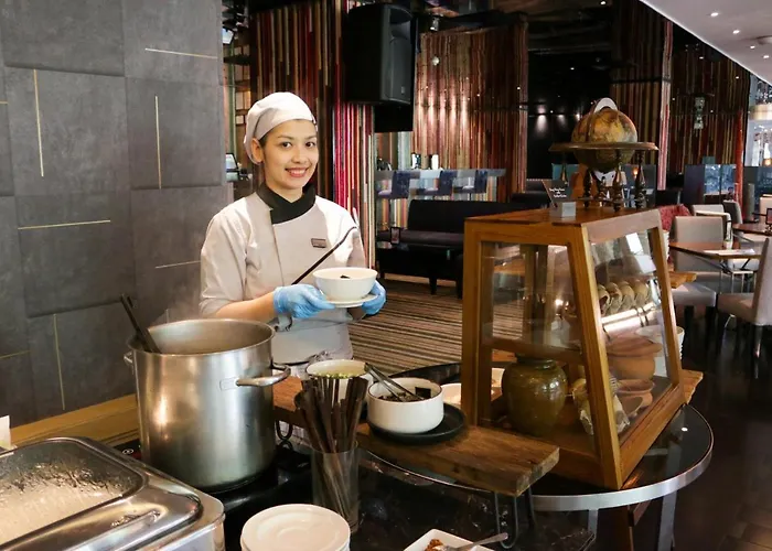 Night - Asoke Sukhumvit 15 Отель