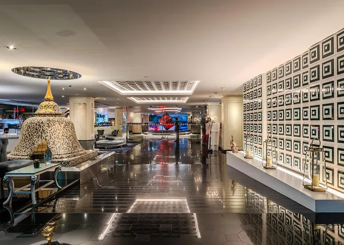 Отель Night - Asoke Sukhumvit 15 Бангкок