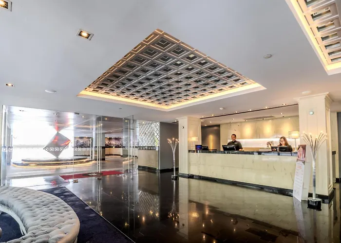 Night - Asoke Sukhumvit 15 Отель Бангкок