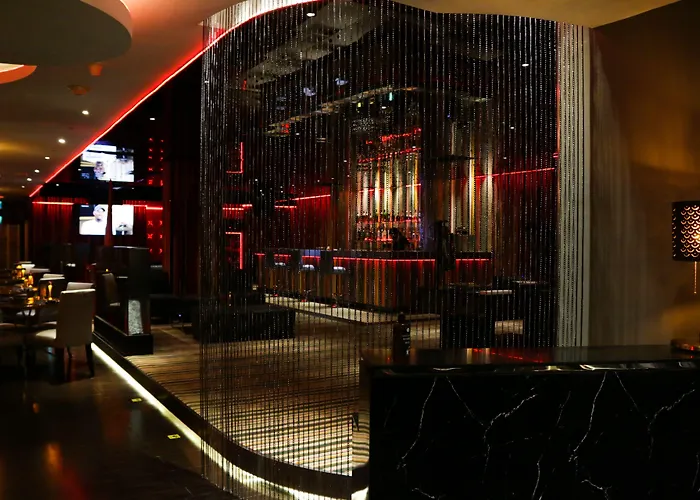 Отель Night - Asoke Sukhumvit 15 Бангкок