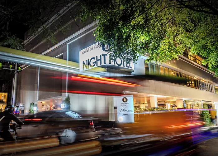 Night - Asoke Sukhumvit 15 Отель
