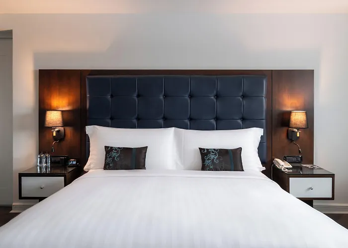 Night - Asoke Sukhumvit 15 Отель Бангкок