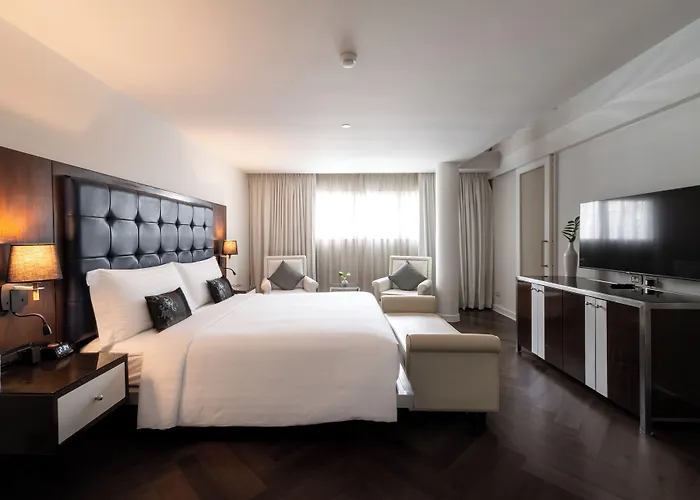 Отель Night - Asoke Sukhumvit 15 Бангкок